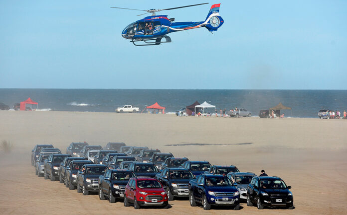 ford travesia 1 1