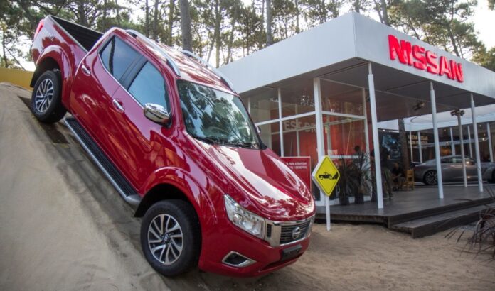 nissan frontier carilo