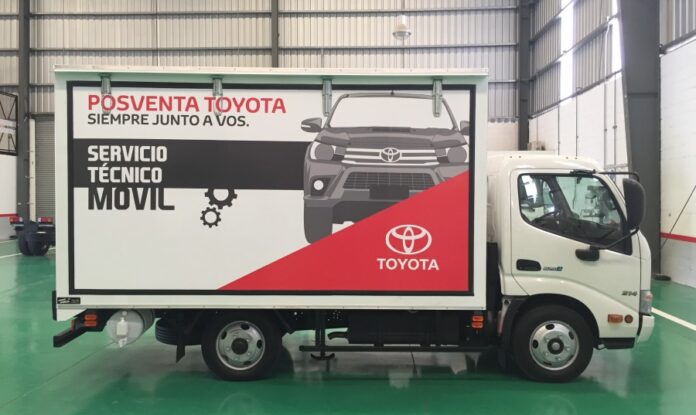 hino taller movil toyota 5