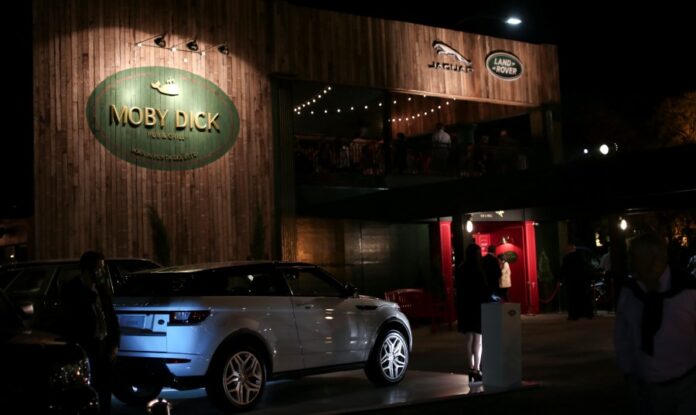 jaguar land rover moby dick argentina 1 jaguar land rover moby dick argentina 1