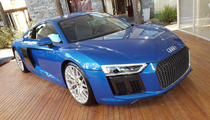 1 audi r8 1 1 audi r8 1