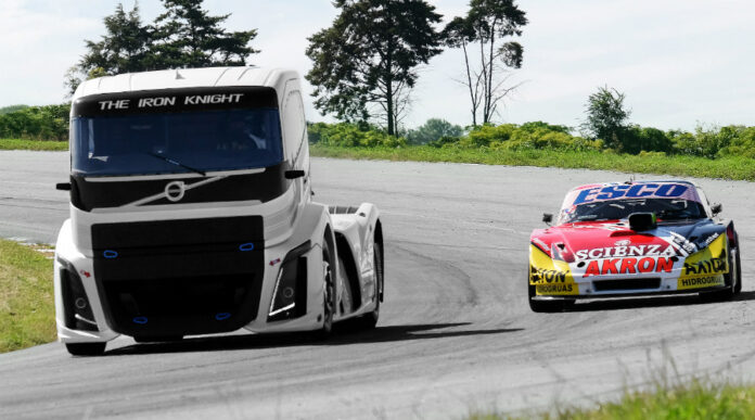 Volvo Iron Knight vs Chevrolet de TC de Guillermo Ortelli Volvo Iron Knight vs Chevrolet de TC de Guillermo Ortelli