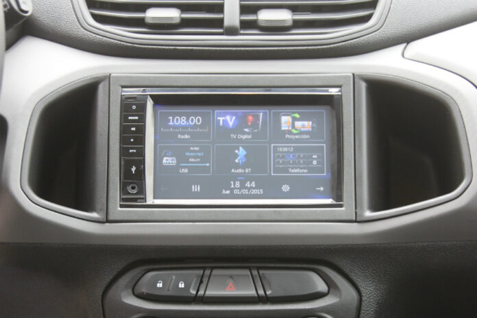 Radio multimedia Chevrolet Onix 1 Radio multimedia Chevrolet Onix 1