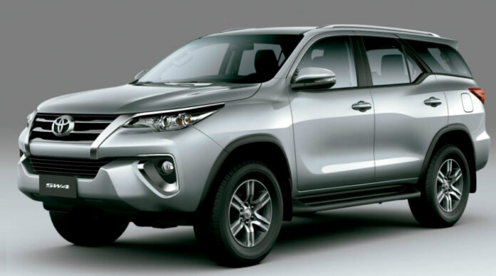Toyota SW4 SR 1 1