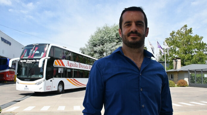 Volvo Trucks Ernesto Oppezzo Apoderado Aguila Dorada Volvo Trucks Ernesto Oppezzo Apoderado Aguila Dorada