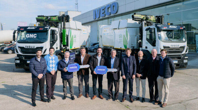 IVECO Argentina entrego los primeros camiones comerciales a GNC
