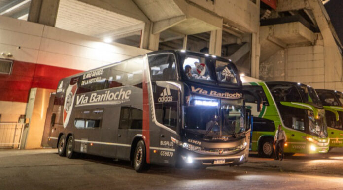 SCANIA Via Bariloche 02 1 2 1 SCANIA Via Bariloche 02 1 2 1