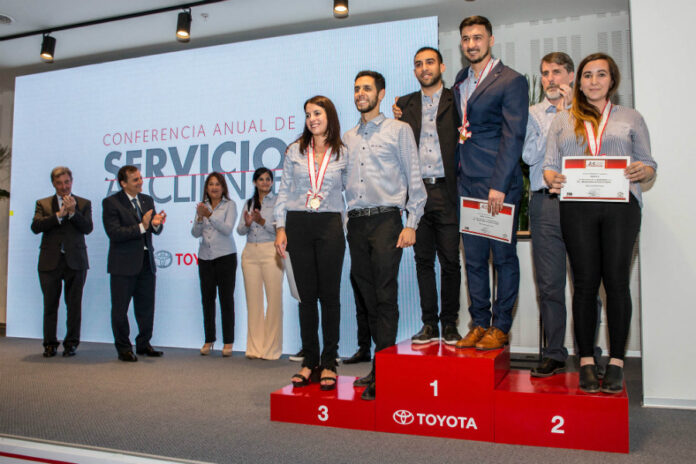 Concurso Nacional de Habilidades Tecnicas y de Atencion al Cliente Toyota 1