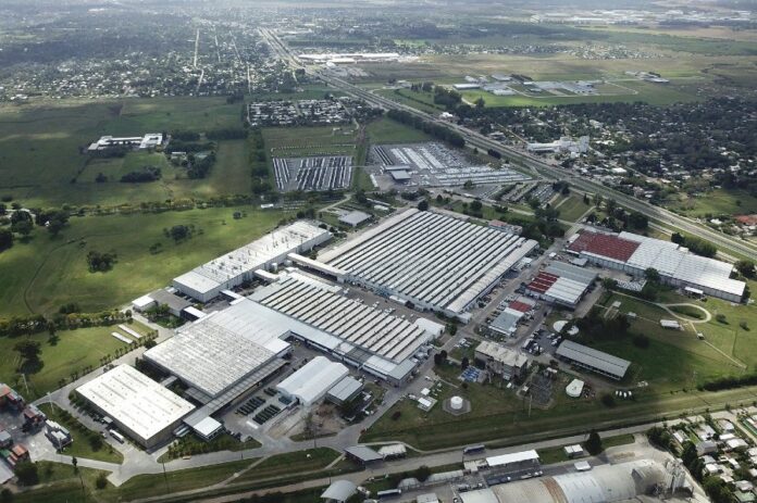 Centro Industrial Juan Manuel Fangio de Mercedes Benz 1 2 Centro Industrial Juan Manuel Fangio de Mercedes Benz 1 2