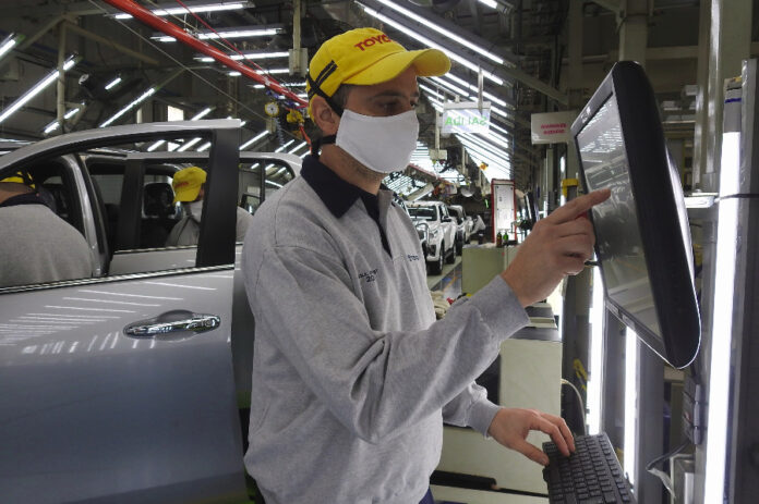 Toyota se enfoca en la salud y la seguridad para reanudar la produccion en su planta de Zarate 1 Toyota se enfoca en la salud y la seguridad para reanudar la produccion en su planta de Zarate 1