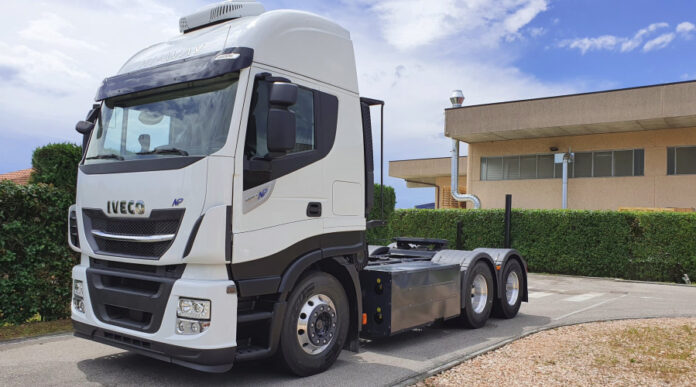 IVECO entrega de 100 Stralis NP Cursor 13 Natural Power a NRG Argentina IVECO entrega de 100 Stralis NP Cursor 13 Natural Power a NRG Argentina
