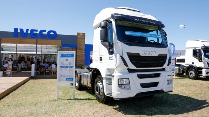 IVECO Hi Way y Hi Road de produccion nacional en Expoagro 2022 IVECO Hi Way y Hi Road de produccion nacional en Expoagro 2022