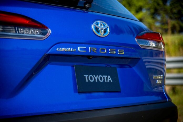 Toyota Corolla Cross Hybrid 3 1