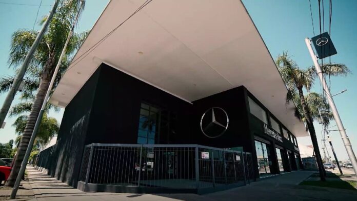 60 anos de Automotores Haedo concesionario Mercedes Benz Argentina 60 anos de Automotores Haedo concesionario Mercedes Benz Argentina