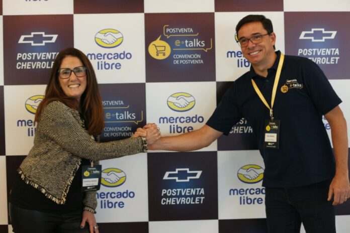 Carolina Gotter de Mercado Libre junto a Felix Madeis de General Motors 1 Carolina Gotter de Mercado Libre junto a Felix Madeis de General Motors 1