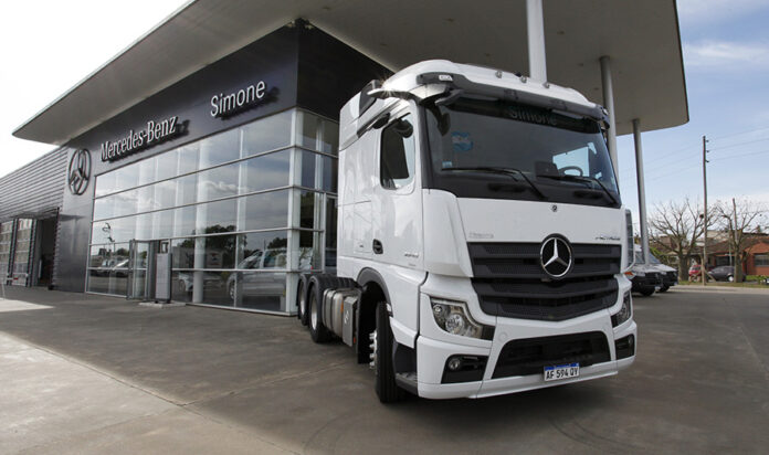 mercedes simone paneles solares