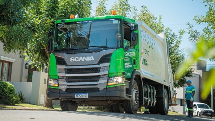 Scania facilito un camion a GNC a Logistica Urbana SA para pruebas