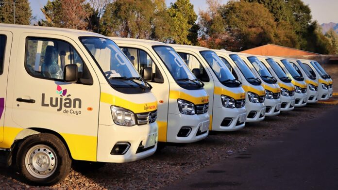 Foton TM1 CD Cabina Doble Entrgada por CVN Motors y Trucksmen a Lujan de Cuyo en Mendoza