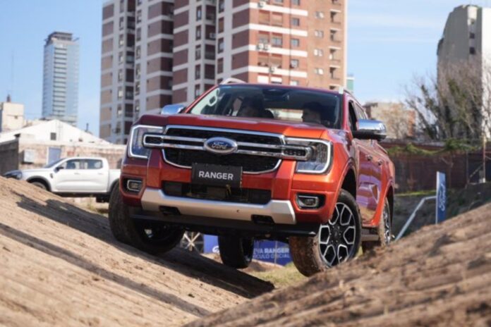 Ford Ranger Raptor en el campus experience La Rural 2023 1 Ford Ranger Raptor en el campus experience La Rural 2023 1
