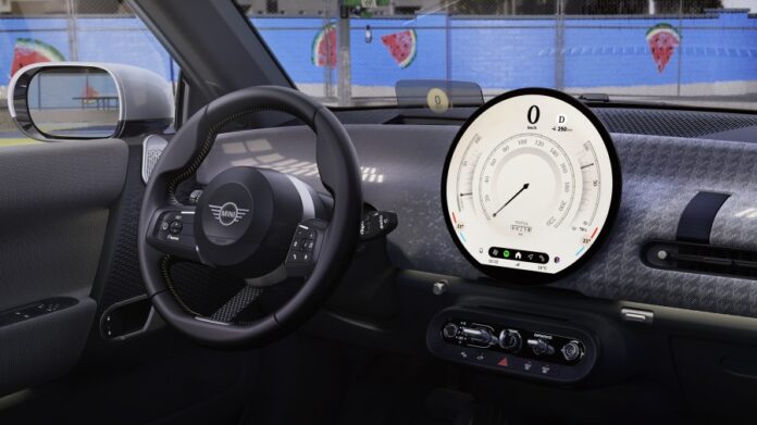 MINI presenta su nueva pantalla OLED redonda 1 1