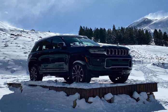 Nuevo Jeep Grand Cherokee en Las Lenas 2023 Nuevo Jeep Grand Cherokee en Las Lenas 2023
