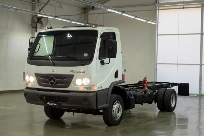 img Mercedes BenzCamionesyBuses Accelo8154 img Mercedes BenzCamionesyBuses Accelo8154