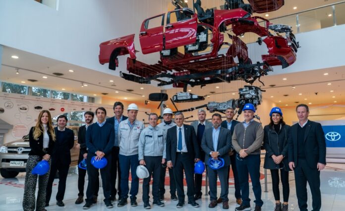 YPF y Toyota profundizan su alianza estratégica 1