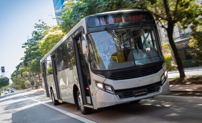 Bus Mercedes-Benz