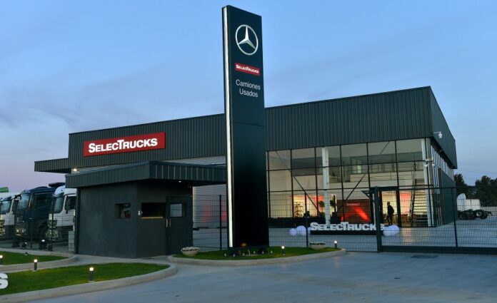 Mercedes-Benz Camiones y Buses celebra el 5°aniversario de SelecTrucks 1