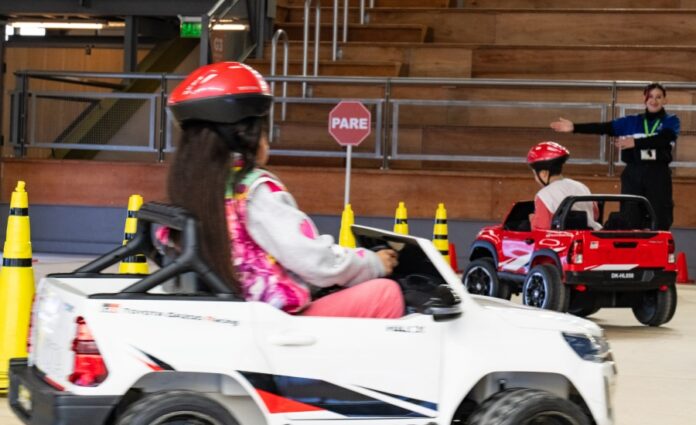 3- Niños en el programa de seguridad vial Toyota y Vos Kids en Zárate