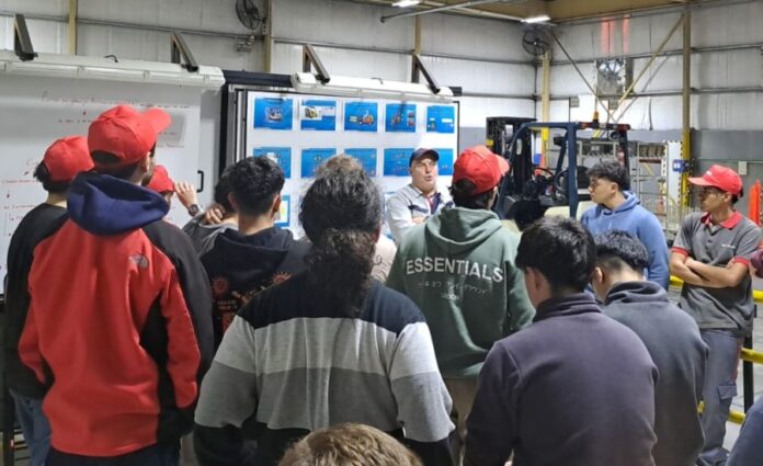 Toyota _ Mejora de la Educación Técnica Automotriz (M.E.T.A)