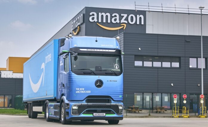 Mercedes-Benz Camiones recibe de Amazon un pedido de más de 200 camiones eléctricos eActros 600 (1)