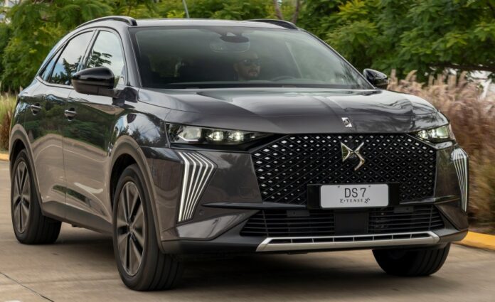 DS 7 E-Tense 4x4 MY25 - 1