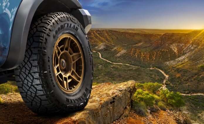 Goodyear Wrangler Duratrac RT 1