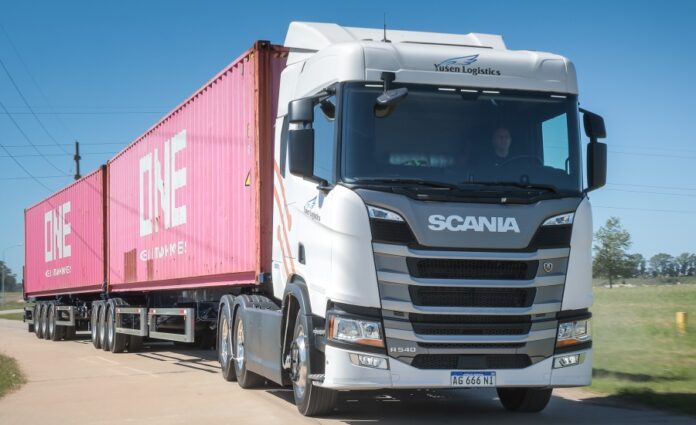 Scania•BitrenYusen-8311