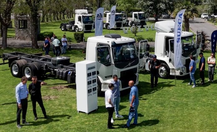 Sueca Vehículos Pesados, concesionario de Volvo Trucks and Buses, presentó la línea de camiones VM - 1