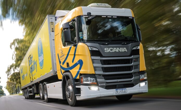 Scania potencia el transporte de frutas Golden Fruit-1