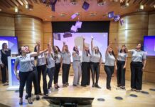 Conductoras: Scania celebró junto a las nuevas egresadas