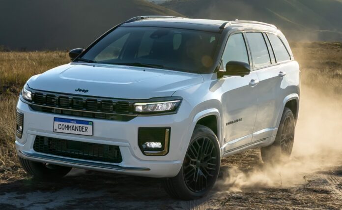 Jeep_Commander_Blackhawk_My26_031