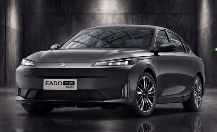 Changan Eado Plus PHEV 1